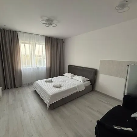 Miha Deluxe * Bucarest